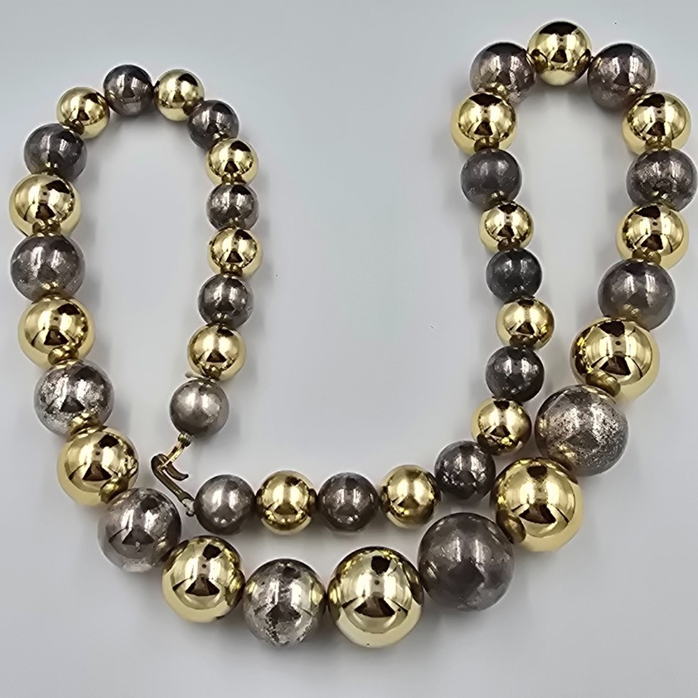 Vintage Beaded Ball Necklace Gold Tone Silver Tone Graduated - Picture 4 of 7